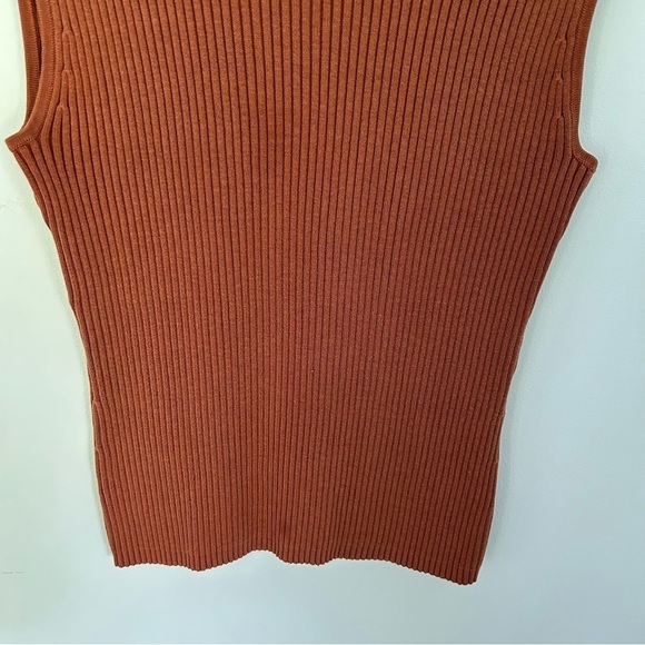 Chico’s Brown Silk Sleeveless Turtleneck Blouse Size Medium - Picture 4 of 10